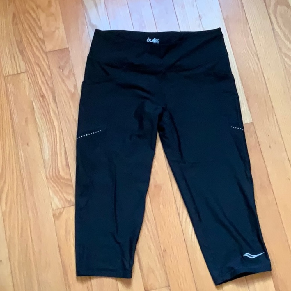Saucony bullet series workout leggings